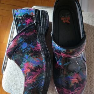 Dansko Women's Clogs 39 Colourful Paint Spatter